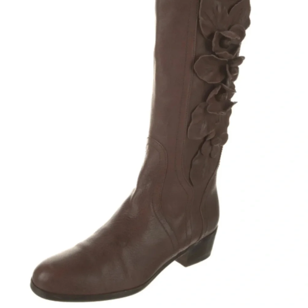 Valentino Garavani brown leather floral appliqué riding knee-high boots size 38.
